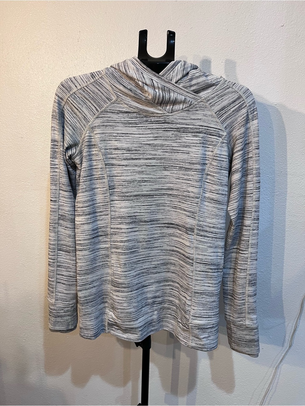 Lululemon Scuba Hoodie II Space Dye Heathered Black White Pullover Size 8